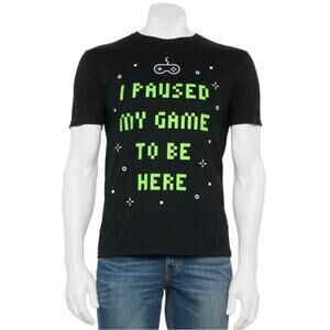 I Paused My Game To Be Here Graphic Tee Large New with Tags